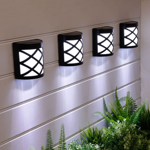 Solar Powered Deck Fence Wall Lights (Pack of 4)